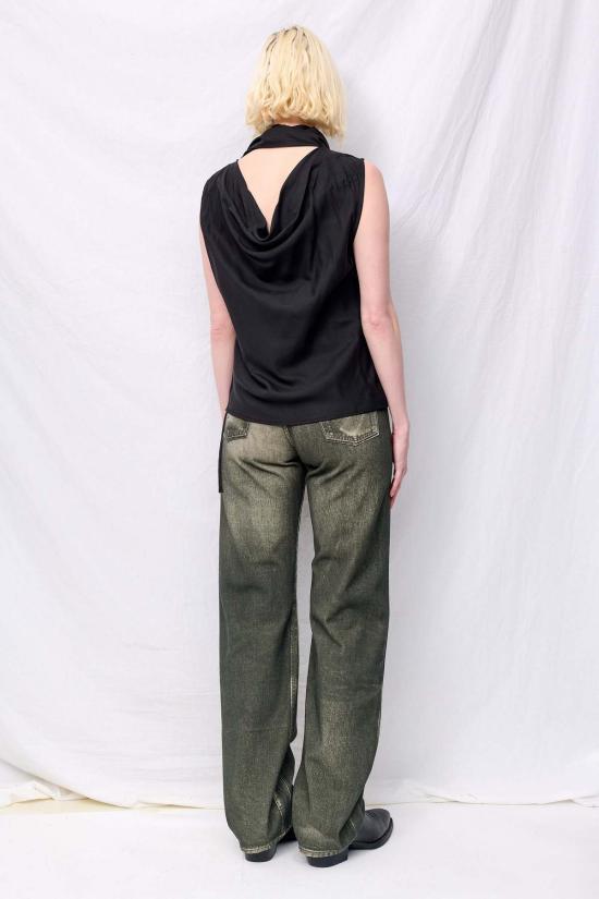  아워레가시 블라우스 우리의 유산은 여전히 검은색이며, 고요하고, 덕스러운 정상입니다. - OUR LEGACY