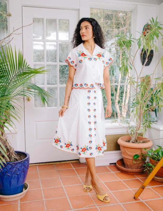  Love The Label 미디 스커트 러브 더 라벨 베리 , 메이 모리스 자수 - OTHER BRANDS