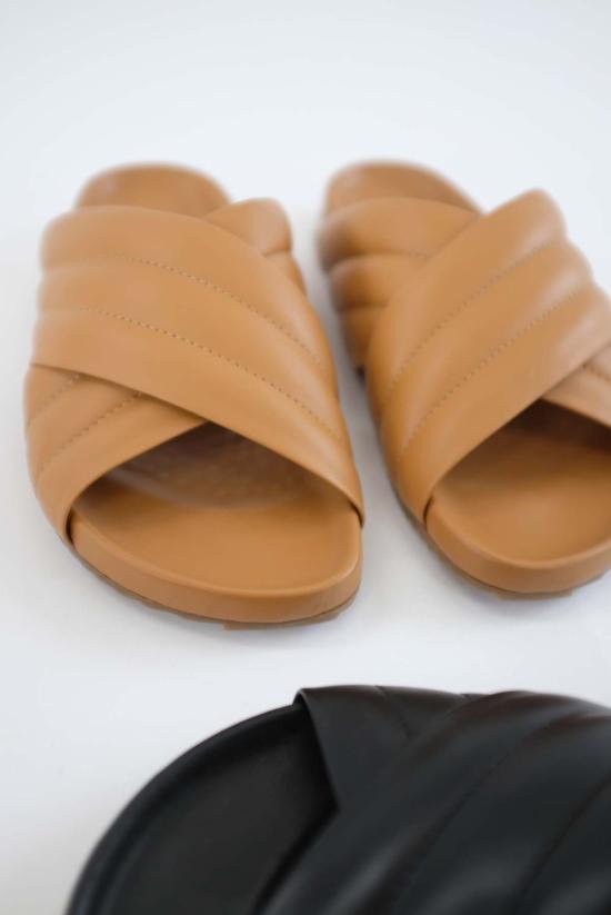  베클리나 뮬/슬리퍼 Beklina Gubi 크로스 슬라이드 슬라이드 Nuez - BEKLINA