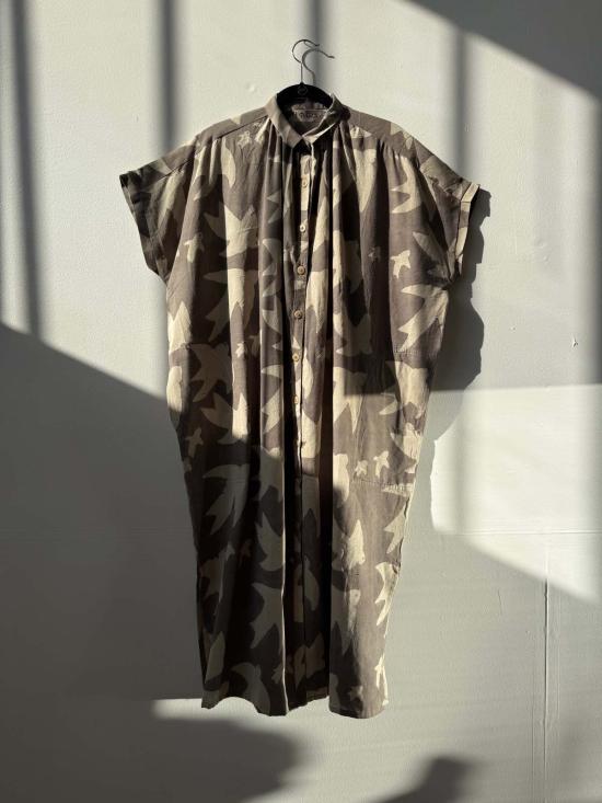  해피 프렌치 갱 롱 원피스 엘리스 드레스 그레이 프린트 리베르 바이 옴브르 클레어 드레스 - HAPPY FRENCH GANG