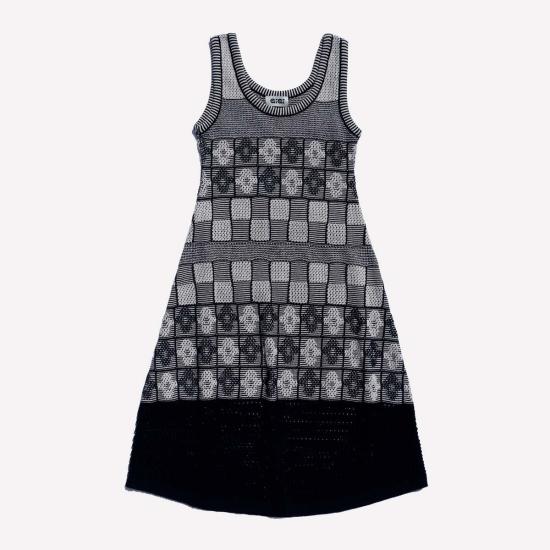  지지 니트웨어 미디 원피스 릴라 플라워 체크 드레스 - GIGI KNITWEAR