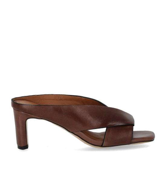 26SS 미스 올리비아 샌들 LINDA F2 36 Brown