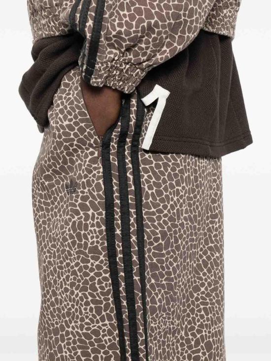 26SS 아디다스 트레이닝/조거 팬츠 KD8811 Brown - ADIDAS