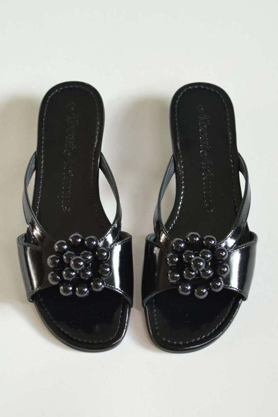  어바웃 아리안느 샌들 아리안느 플로라  블랙에 대하여 - ABOUT ARIANNE