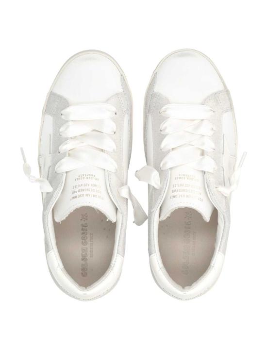  [키즈] 골든구스 스니커즈 골든 구스 슈퍼스타 키즈 가죽 및 라미네이트 스웨이드 스니커즈 화이트/플래티넘 - GOLDEN GOOSE