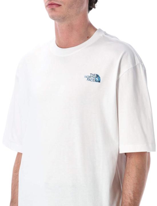  노스페이스 반팔 티셔츠 리퀴드 NSE 박스 오버사이즈 그래픽 티셔츠 화이트 - NORTH FACE