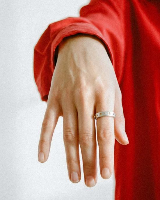  클래식 디자인스 반지 얇은 피오라 - CKLASIC DESIGNS