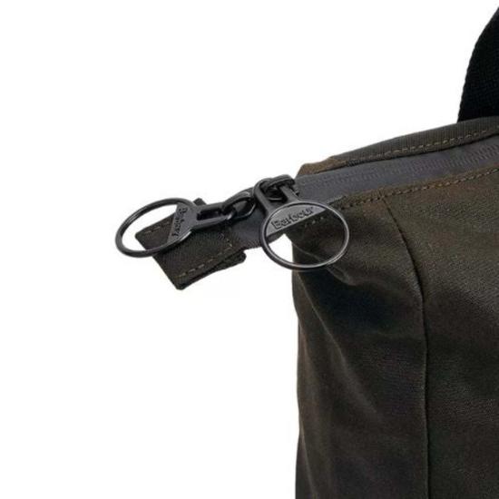  바버 백팩 필드 왁스  올리브/블랙 - BARBOUR