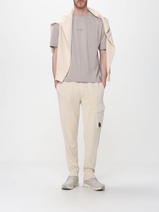 26SS 씨피 컴퍼니 트레이닝/조거 팬츠 20CMSP067A110044R 114 Beige - C.P. COMPANY