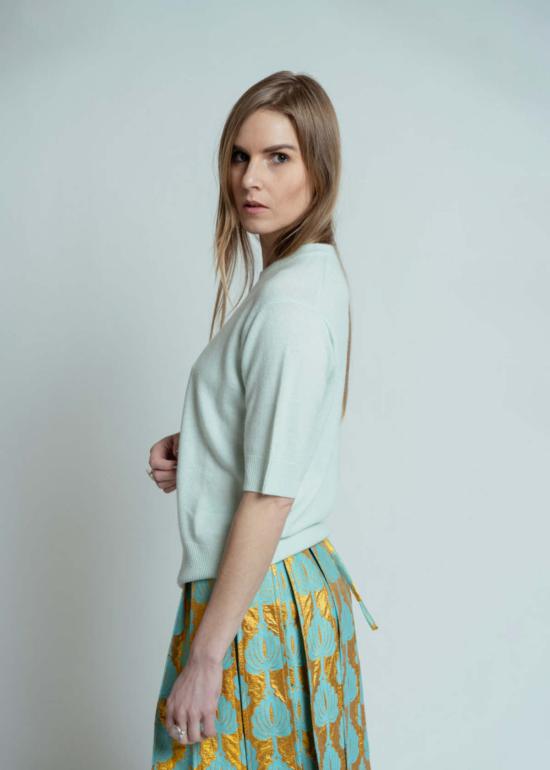  얼루드 스웨터 알루드 반팔 캐시미어  플라워 밀크 - ALLUDE