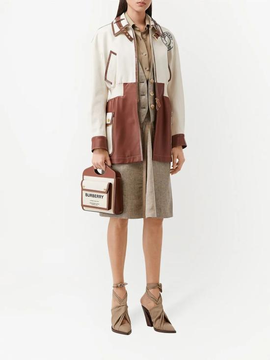 26SS 버버리 미니 투톤 캔버스 앤 레더 포켓 백 내츄럴 몰트 8039361112818 A1395 NATURALTAN - BURBERRY