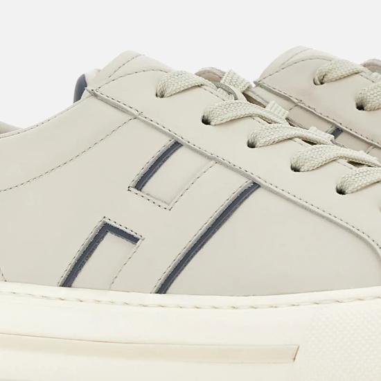 26SS 호간 레벨 스니커즈 HXM6910FU100ZL826K White - HOGAN