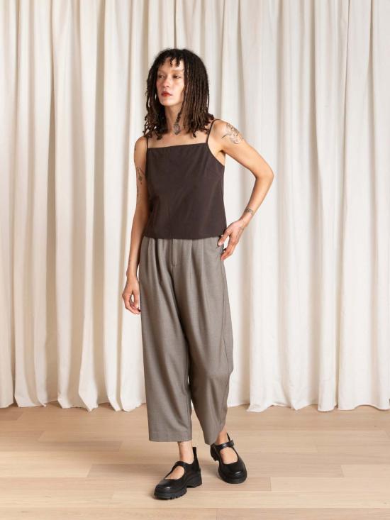  알리 골든 블라우스 슬립 탑 - ALI GOLDEN