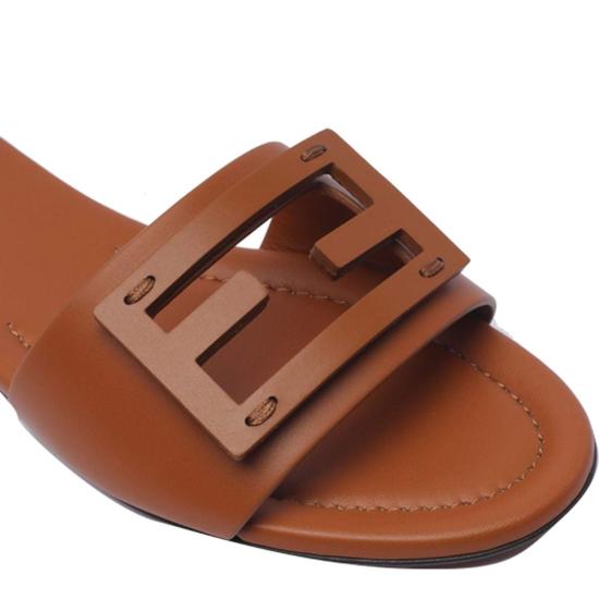  펜디 샌들 바게트  브라운 - FENDI