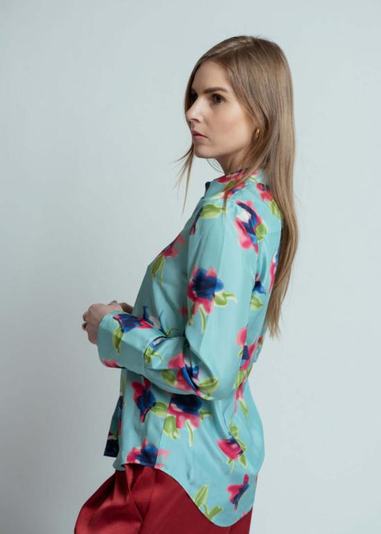 오디 블라우스 오데 라구나 실크 아쿠아렐 플라워  라구나 - ODEEH
