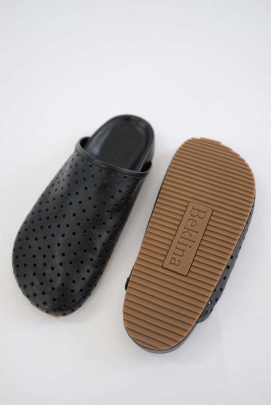  베클리나 뮬/슬리퍼 구비 퍼포레이티드 뮬 블랙 - BEKLINA