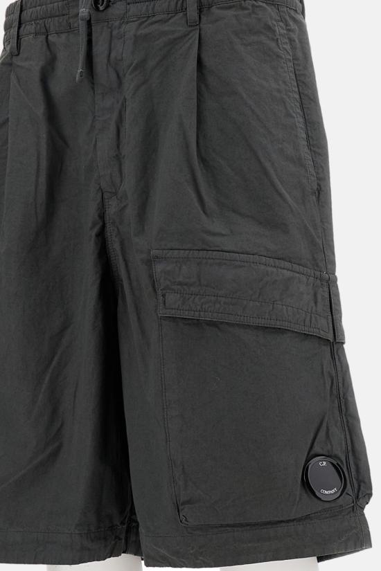  씨피 컴퍼니 숏팬츠 C.P. 컴퍼니 박시 렌즈 반바지 회색 - C.P. COMPANY