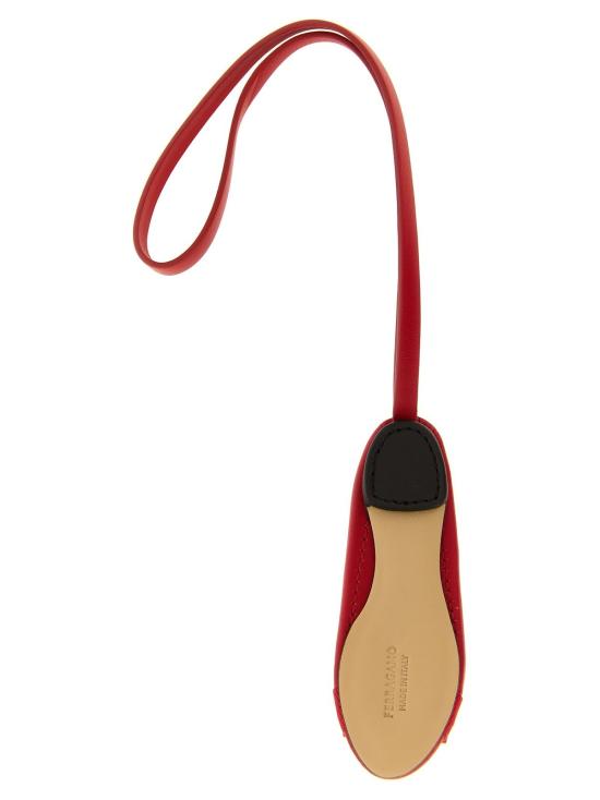  살바토레 페라가모 키링 페라가모 바리나 참 레드 - SALVATORE FERRAGAMO