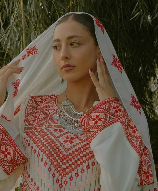  디라 목걸이/팬던트 전통 동전 목걸이 - DEERAH