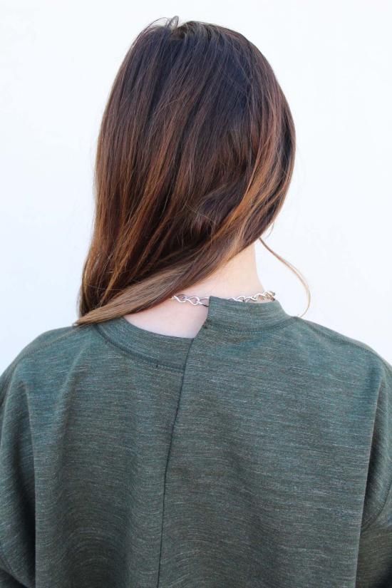  에스비제이 오스틴 스웨터 Sbj 오스틴 핸드다이드 비즈 스웨트셔츠 - SBJ AUSTIN