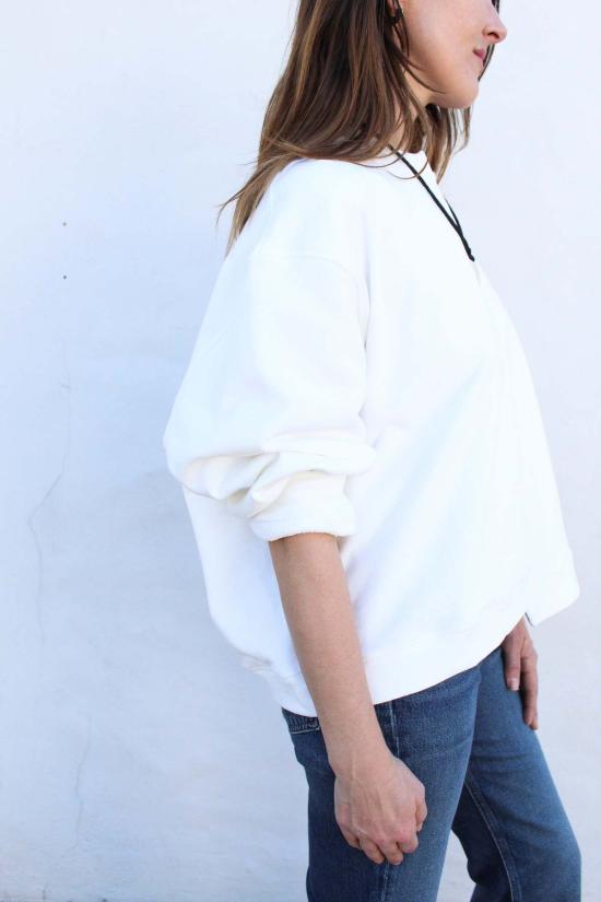  에스비제이 오스틴 스웨터 Sbj 오스틴 핸드다이드 비즈 스웨트셔츠 - SBJ AUSTIN