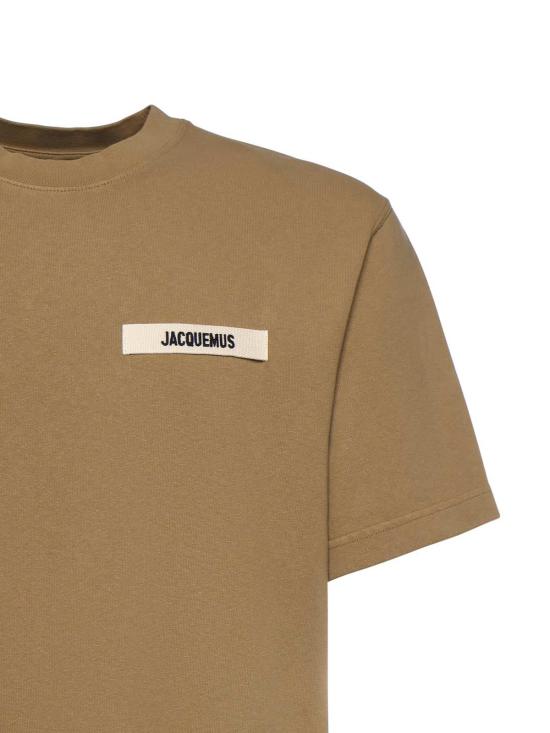  자크뮈스 반팔 티셔츠 로고가 있는 면 티셔츠 다크 브라운 - JACQUEMUS