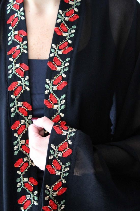  디라 롱 원피스 자이투나 핸드 비즈 자수 아바야 - DEERAH