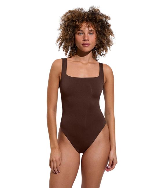  레프트 온 프라이데이 원피스 수영복 금요일에 남은 유선형 수영복