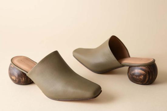  후마 블랑코 뮬/슬리퍼 미나 힐드 뮬 올리브 - HUMA BLANCO