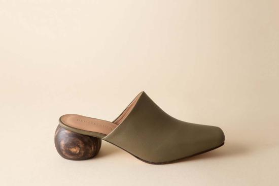  후마 블랑코 뮬/슬리퍼 미나 힐드 뮬 올리브