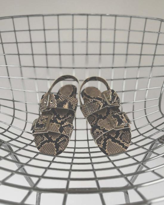  제이미 할러 샌들 더블 버클 샌들