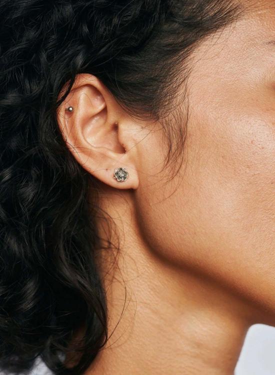  카리나 하디 이어링 LP 로터스 스터드 귀걸이 - CARINA HARDY