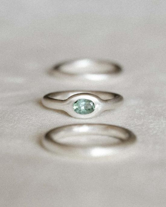  클래식 디자인스 반지 니카 링 - CKLASIC DESIGNS