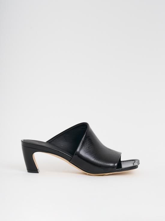 26SS 포에베 샌들 NE24VENICENERO Black