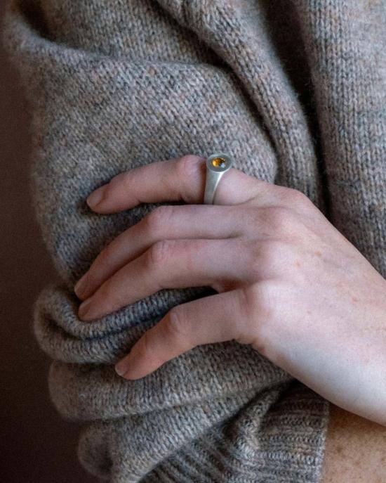  클래식 디자인스 반지 글린다 링 - CKLASIC DESIGNS