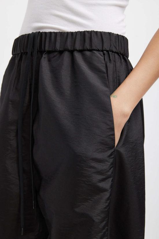  티비 팬츠 크리스피 나일론 윈슬로우 - TIBI