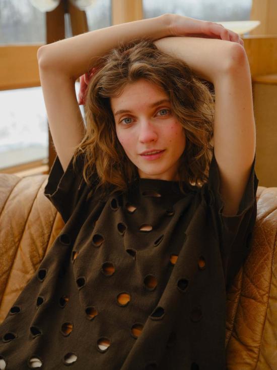  DEGEN 반팔 티셔츠 데겐 코튼 바인드 오프 티 헴록 - OTHER BRANDS