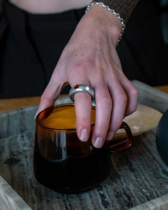  클래식 디자인스 반지 루나 링 - CKLASIC DESIGNS