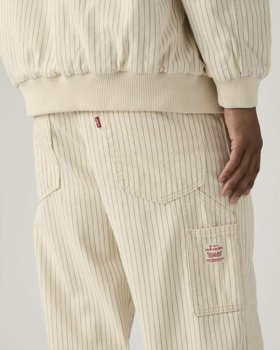  리바이스 치노 팬츠 568 루즈핏 스트레이트 더블니 카펜터 마리스 스트라이프 팬츠 - LEVI'S