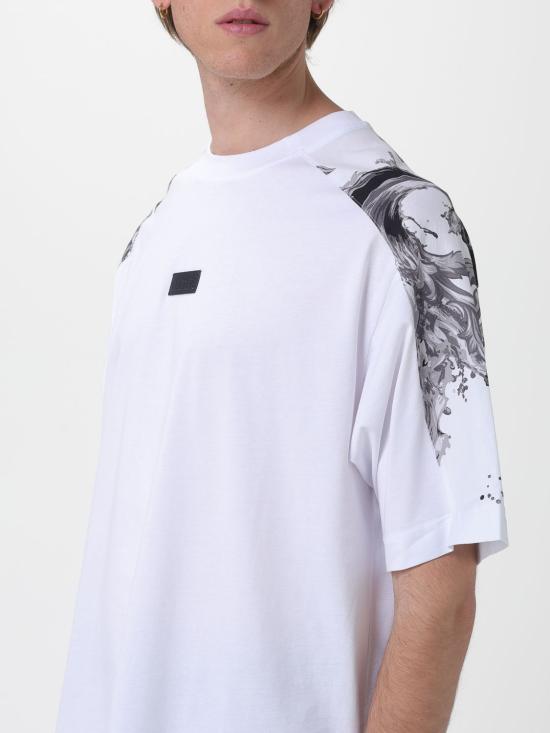 26SS 베르사체 반팔 티셔츠 80GAH610JS543 U22 Black - VERSACE