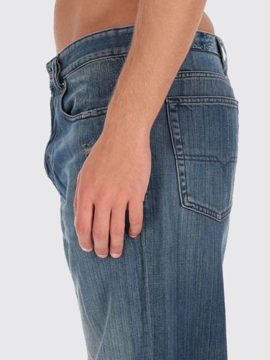 25FW 디젤 2001 D 매크로 릴렉스 핏 데님 팬츠 A1159809M09 01 Denim - DIESEL