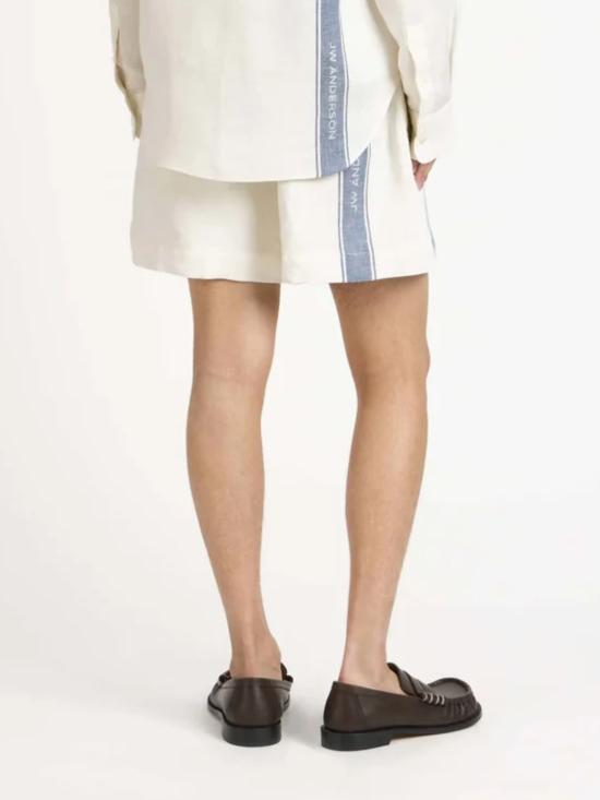 26SS JW앤더슨 숏팬츠 SR0135 PG1898614 White - JW ANDERSON