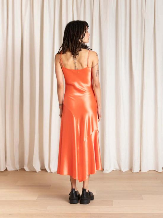  알리 골든 롱 원피스 비대칭 탱크 드레스 - ALI GOLDEN