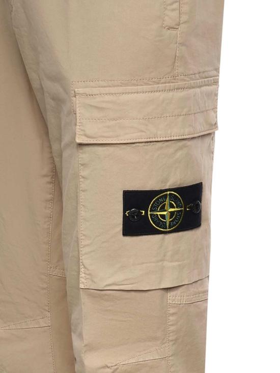 스톤 아일랜드 치노 팬츠 스트레치 코튼 트윌 카고 팬츠 데저트 - STONE ISLAND