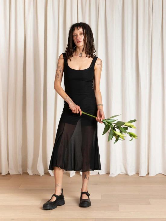  알리 골든 롱 원피스 탱크 드레스 (비대칭 밑단, 블랙) - ALI GOLDEN