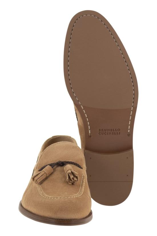 26SS 브루넬로 쿠치넬리 태슬 스웨이드 소프트 로퍼 MZUCCLB744 C7962 BEIGE - BRUNELLO CUCINELLI