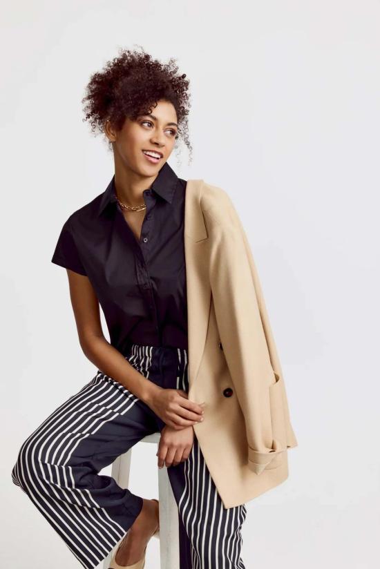  The Shirt 탑 박시핏 반팔 크롭 셔츠 - OTHER BRANDS