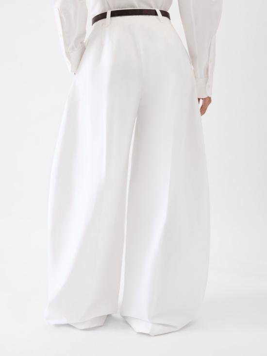 26SS 자크뮈스 스트레이트 팬츠 24EPAW00079AW 00531100 White - JACQUEMUS