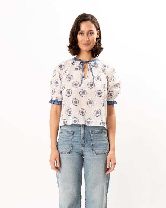  차오 루시아 블라우스 에스티 탑 해시계