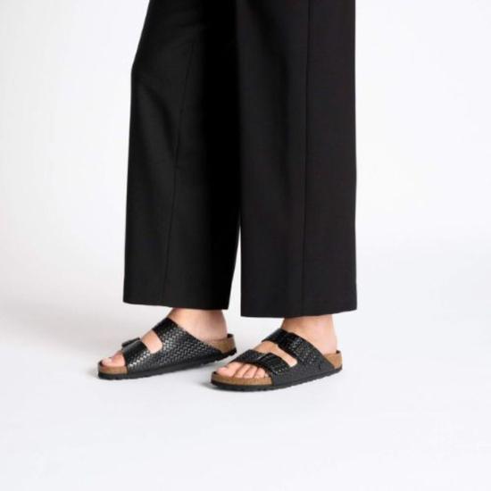  버켄스탁 뮬/슬리퍼 아리조나 가죽 엠보싱 샌들 블랙